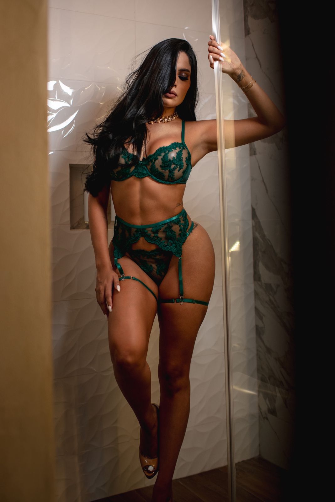 VICTORIA SET